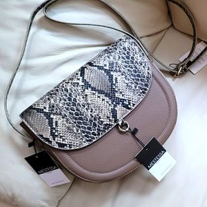 💥Mestessa Milano Crossbody Saddle Bag